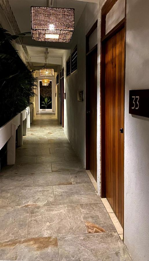 Hotel Maya Internacional フローレス エクステリア 写真