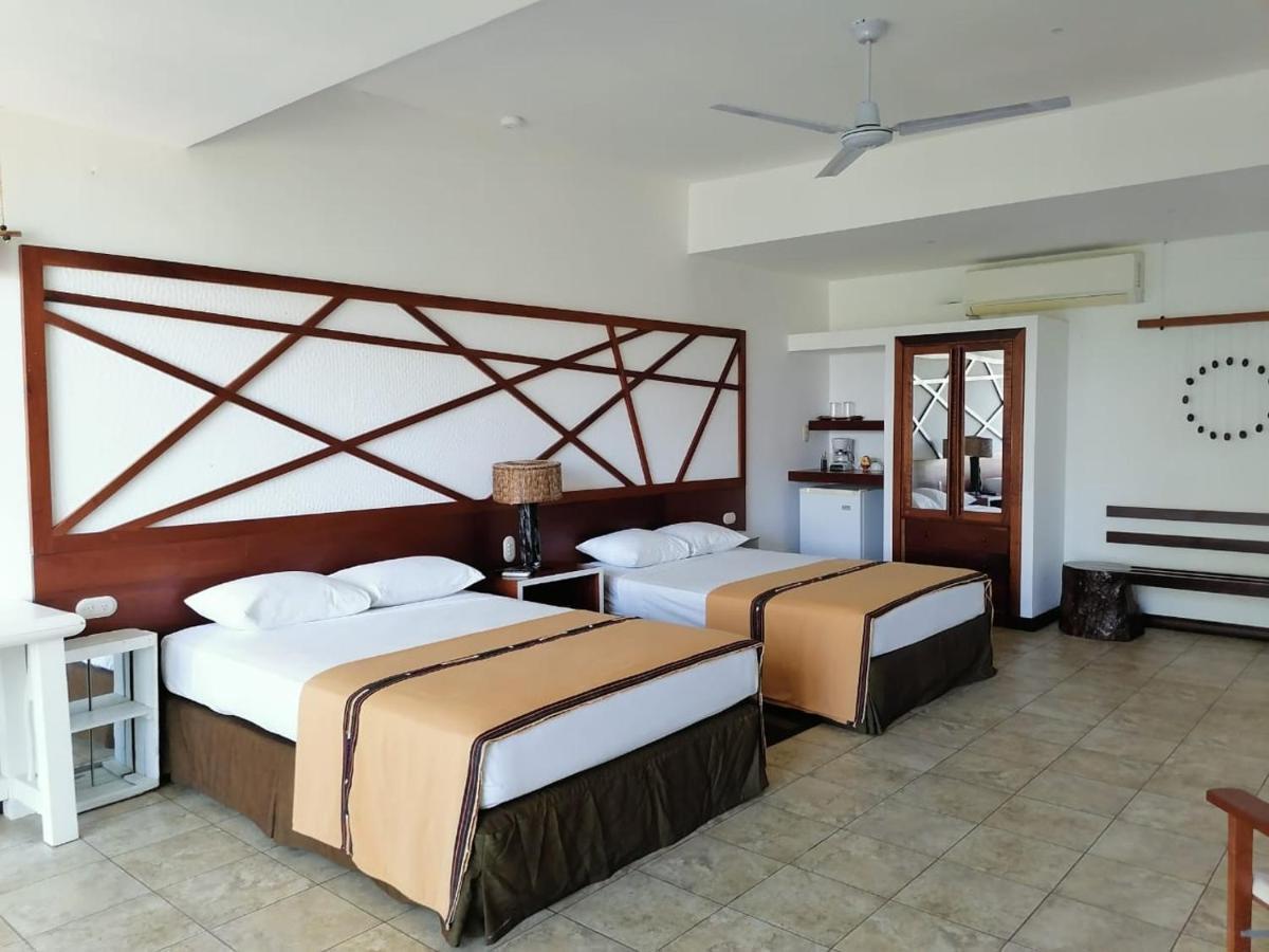 Hotel Maya Internacional フローレス エクステリア 写真