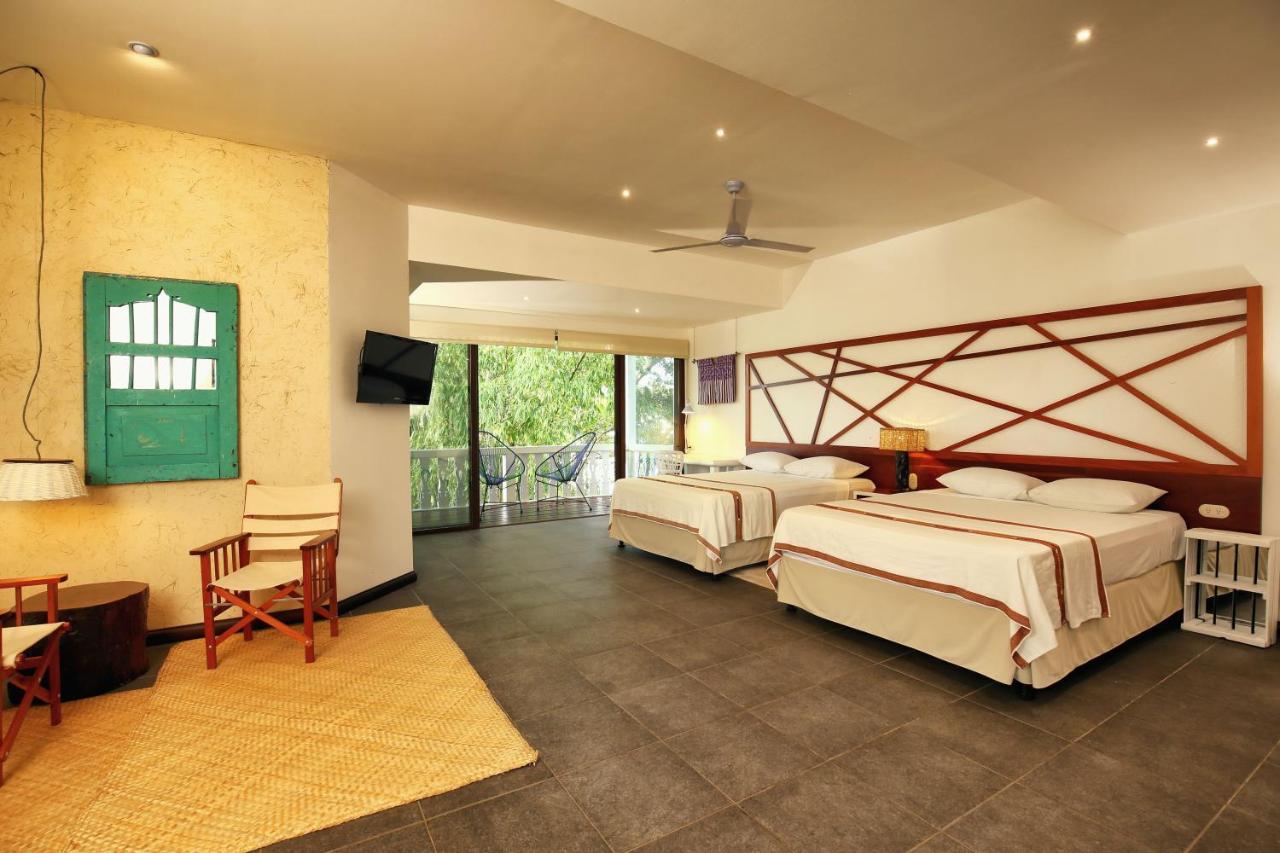 Hotel Maya Internacional フローレス エクステリア 写真