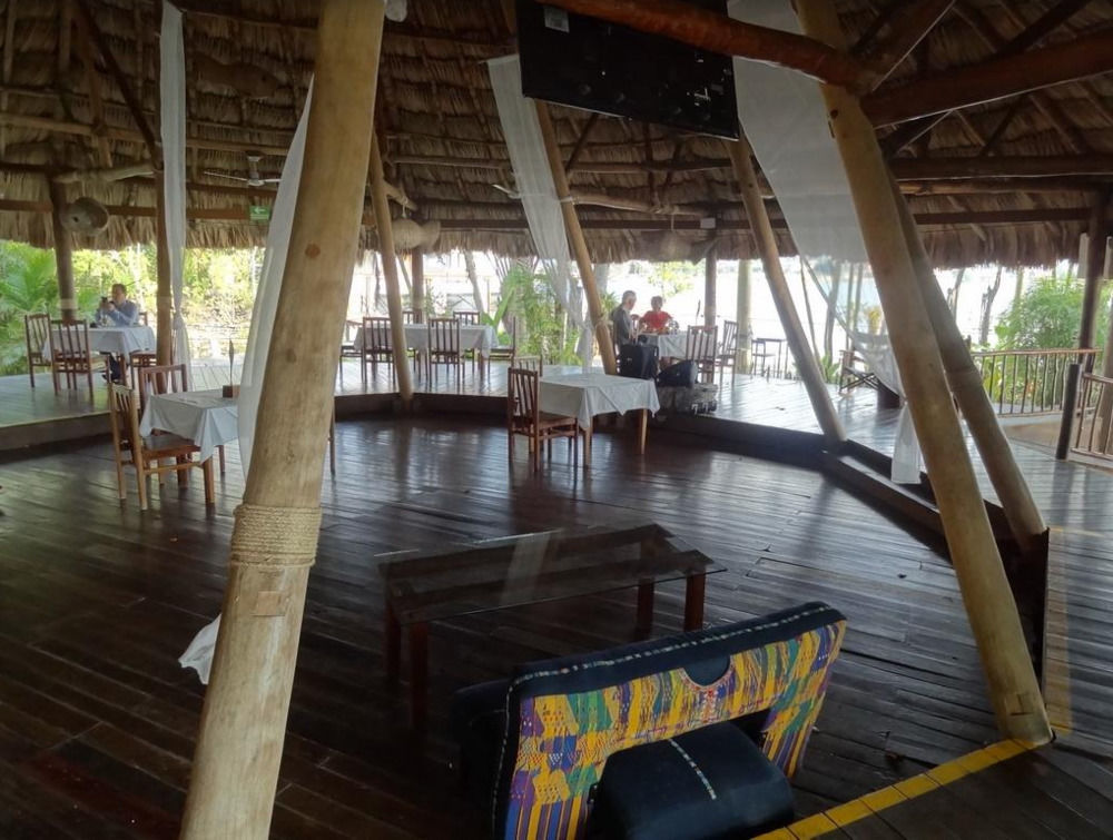 Hotel Maya Internacional フローレス エクステリア 写真