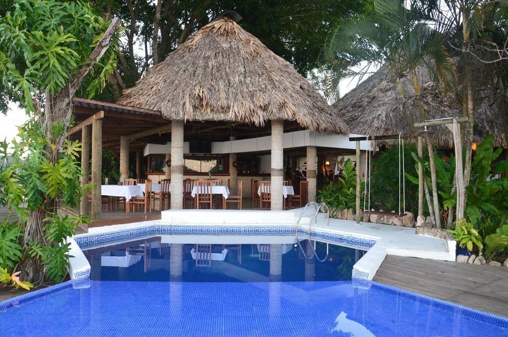 Hotel Maya Internacional フローレス エクステリア 写真