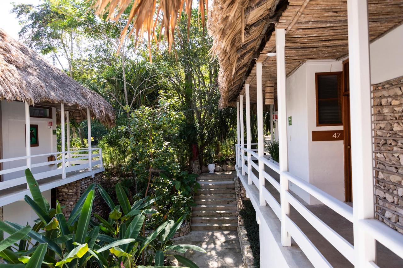 Hotel Maya Internacional フローレス エクステリア 写真